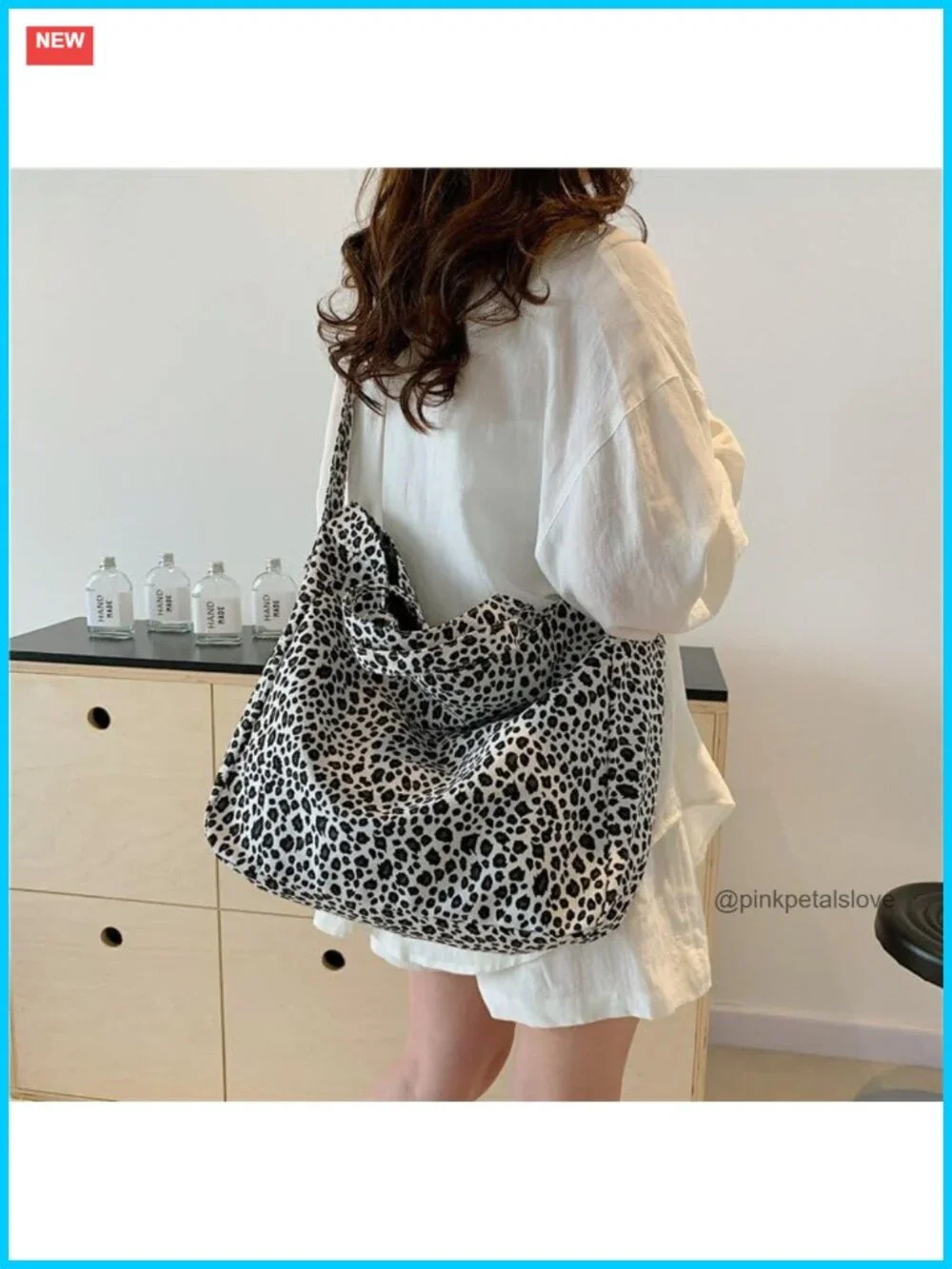 Large-capacity Hobo Shoulder Bag with Leopard Print Polyester